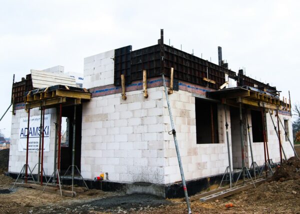 budowanie domów złotniki firma adamski