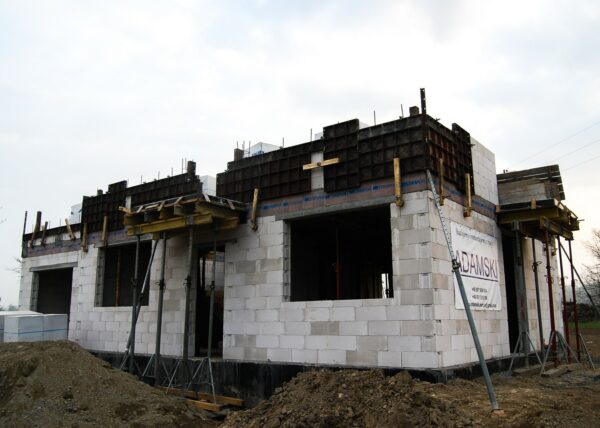 budowanie domów złotniki firma adamski