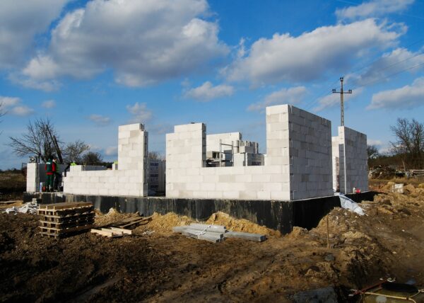 budowanie domów złotniki firma adamski