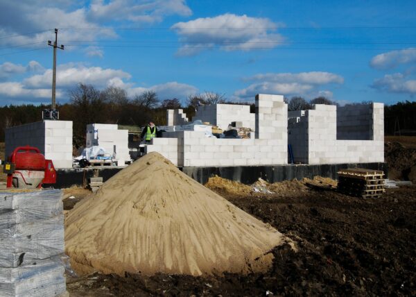 budowanie domów złotniki firma adamski