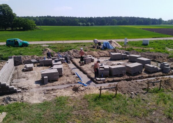 firma adamski buduje domy w Chludowie