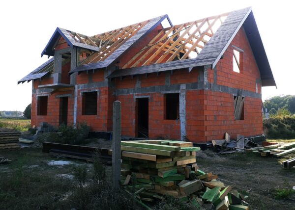 firma adamski buduje domy w Chludowie