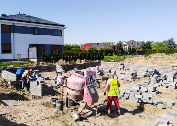 firma budowlana Adamski gmina suchy las