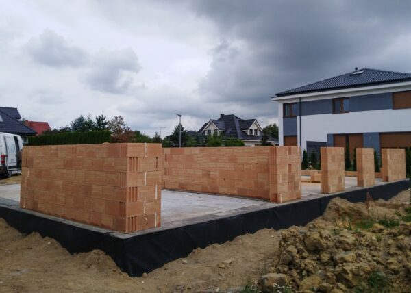 firma budowlana Adamski gmina suchy las