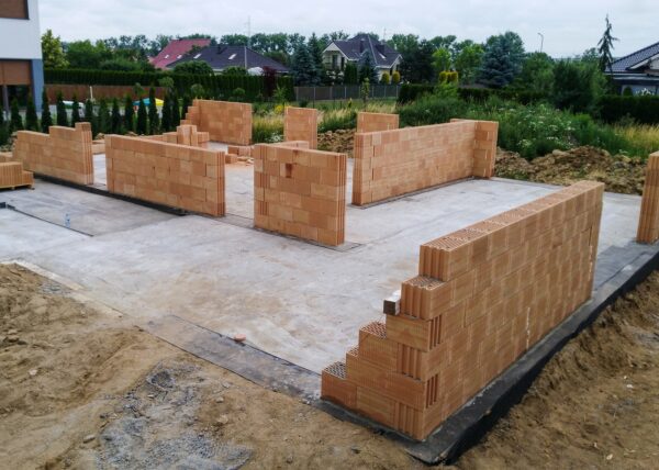 firma budowlana Adamski gmina suchy las