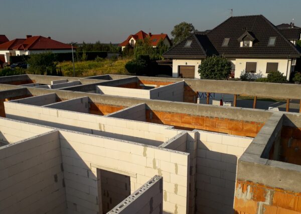 firma budowlana Adamski gmina suchy las