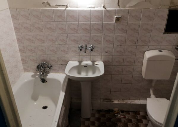 Remont kawalerki - firma budowlana Adamski, Suchy Las