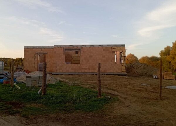 firma budowlana na Morasku