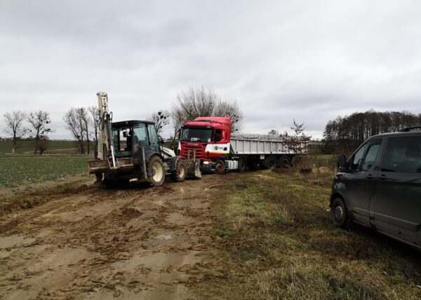 firma budowlana Adamski - Napachanie